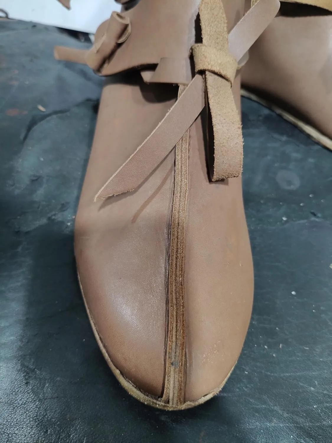 Handmade Medieval Leather Shoes for Men & Women – Viking Renaissance Reenactment Boots – LARP Soft Sole Historical Costume Footwear