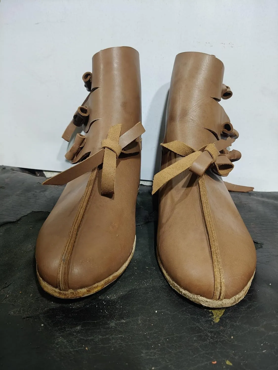 Handmade Medieval Leather Shoes for Men & Women – Viking Renaissance Reenactment Boots – LARP Soft Sole Historical Costume Footwear