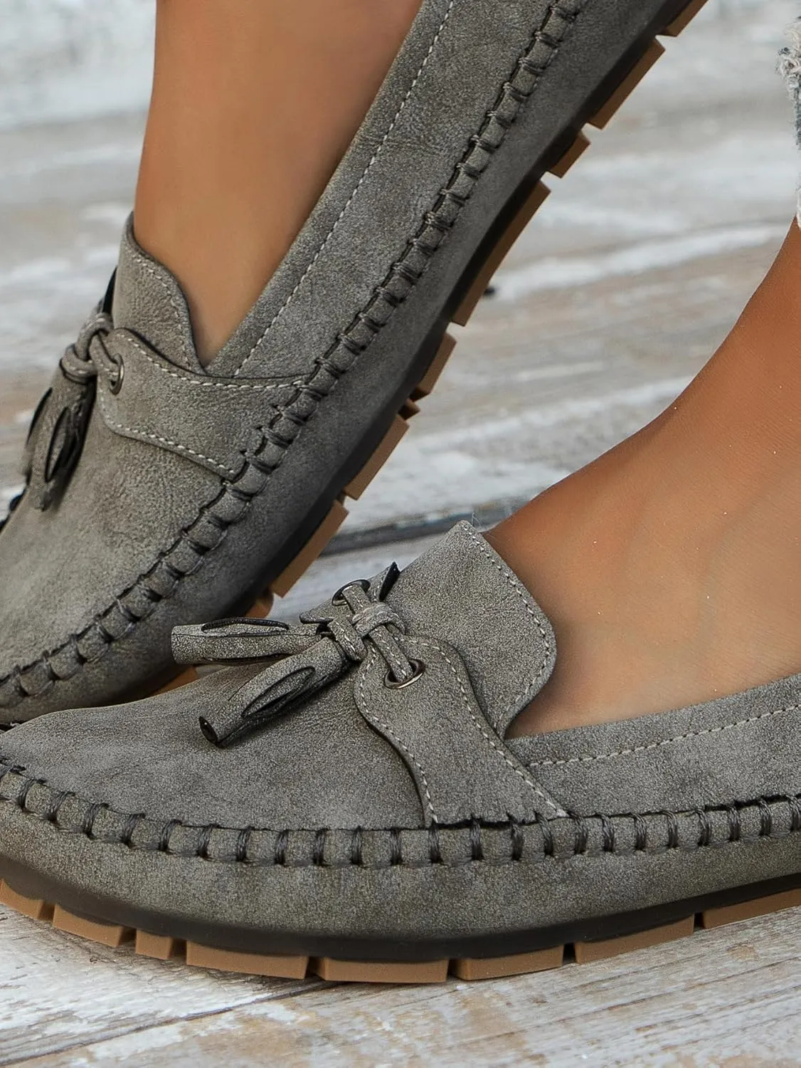 Loafers for Women Business Casual Flats Shoes Comfortable Lightweight Penny Loafers Slip On Work Flats Dress Shoes