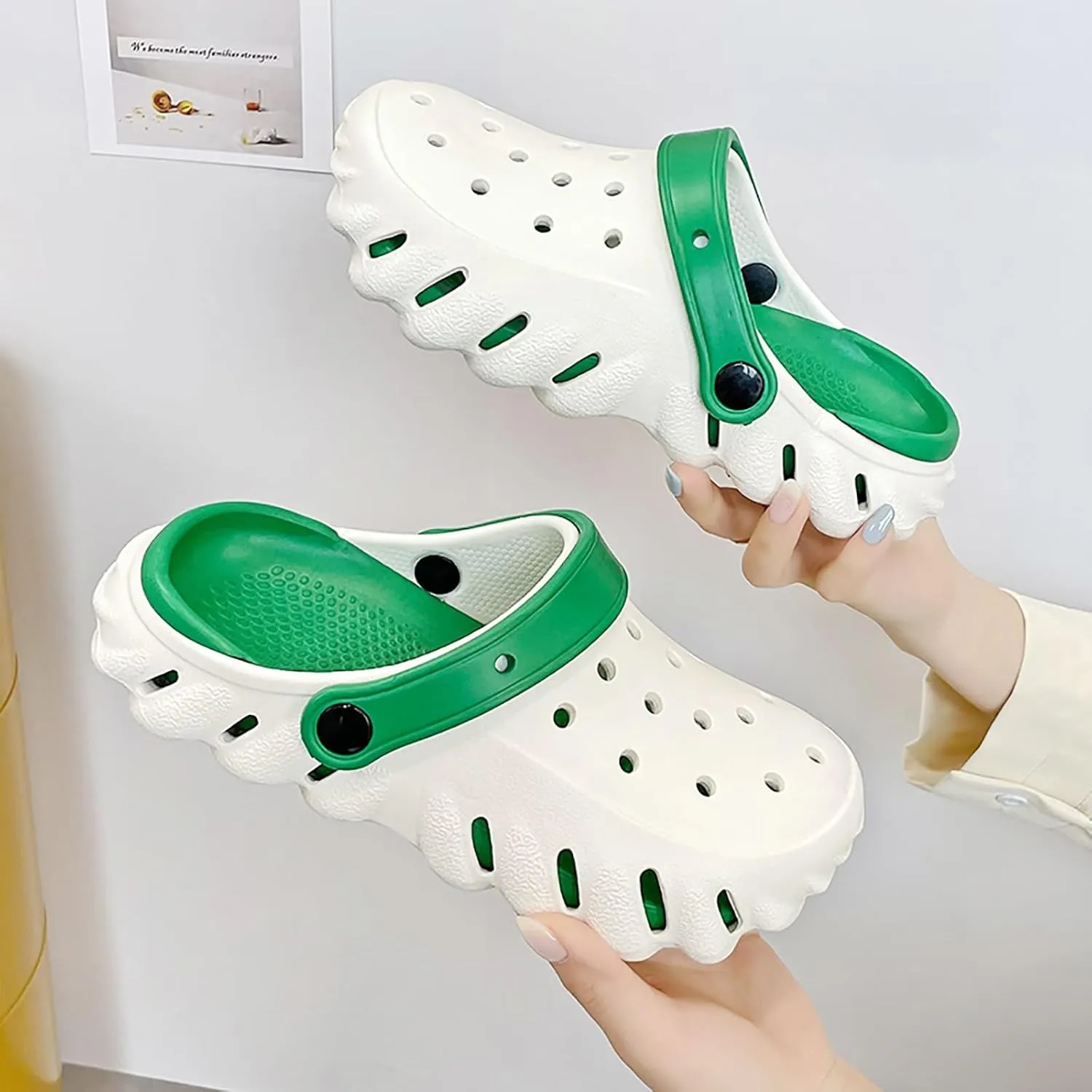 Solaud Women Men Comfortable Clogs Shoes Soft Breathable Non-Slip Unisex Garden Outdoor Beach Clog Sandals