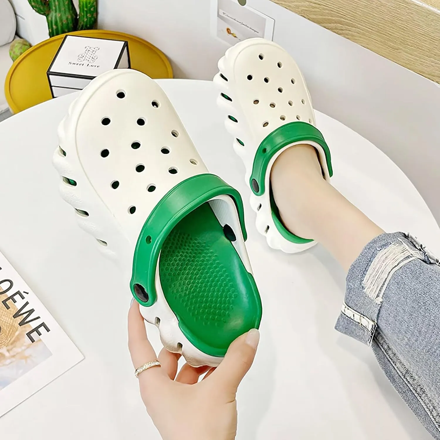 Solaud Women Men Comfortable Clogs Shoes Soft Breathable Non-Slip Unisex Garden Outdoor Beach Clog Sandals