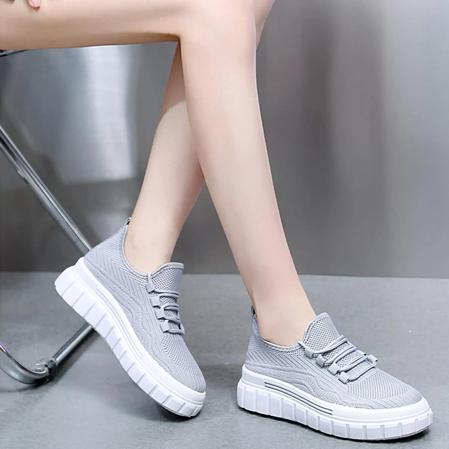 Women's Breathable Mesh Lace Up Walking Shoes,Casual Fashion Anti-Slip Sneakers,Lightweight Soft Sole Tennis Shoes for Gym Travel Sports