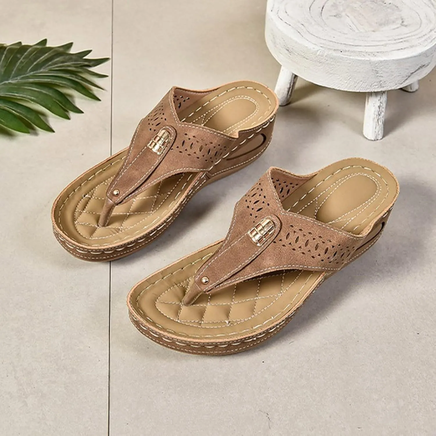 Womens Sandals Arch Support Slingback Sandals Summer Beach Shoes Ankle Strap Thong Flat Sandals for Women